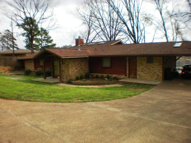 Ad# 6453 lake house for rent on LakeHouseVacations.com