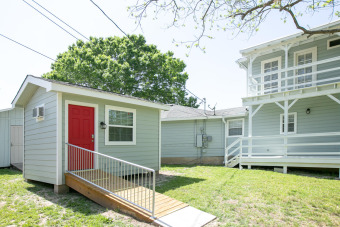 Lake House Guadalupe Riverfront on 1 acre, wrap around porches, pavilion, kayak & canoe!, , on Guadalupe River - Comal County in Texas - Lakehouse Vacation Rental - Lake Home for rent on LakeHouseVacations.com