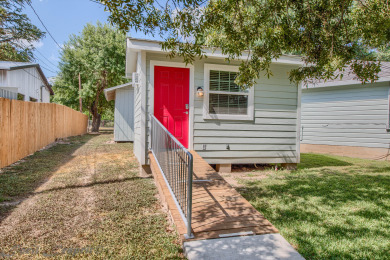 Lake House Guadalupe Riverfront on 1 acre, wrap around porches, pavilion, kayak & canoe!, , on Guadalupe River - Comal County in Texas - Lakehouse Vacation Rental - Lake Home for rent on LakeHouseVacations.com