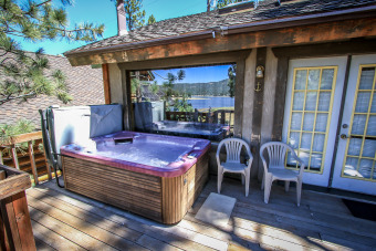 Lake House LAKEFRONT - PRIVATE HOT TUB, ROMANTIC VIEWS! Close to SLOPES! FREE 3rd NIGHT!, , on Big Bear Lake in California - Lakehouse Vacation Rental - Lake Home for rent on LakeHouseVacations.com