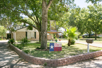 Lake House Guadalupe Riverfront, Kayaks,lots of deck space! 2 miles to Comal!, , on Guadalupe River - New Braunfels in Texas - Lakehouse Vacation Rental - Lake Home for rent on LakeHouseVacations.com