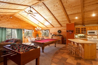 Lake House Dreamscape Villa backs ot the forest! Spa, pool table!, , on Big Bear Lake in California - Lakehouse Vacation Rental - Lake Home for rent on LakeHouseVacations.com