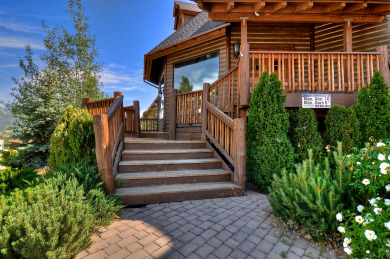 Lake House Luxurious Castle Glen Estate. Spa, pool table, gorgeous views! TOT-2022-0667, , on Big Bear Lake in California - Lakehouse Vacation Rental - Lake Home for rent on LakeHouseVacations.com