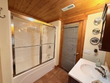 Lake House Kentucky Lake Vacation Rentals - Cedar Shake Home - The Best View Of Kentucky Lake , Two Full Baths - One on Each Level - Offers Convenience & Privacy, on Kentucky Lake in Kentucky - Lakehouse Vacation Rental - Lake Home for rent on LakeHouseVacations.com