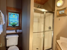 Lakehouse Vacation Rental - Lake Homes for rent on LakeHouseVacations.com, Lake property, Lake House Lake House Kentucky Lake Vacation Rentals - Unique Stone Cottage - Lakefront - Amazing View , One of the Cottage's two full Baths, on Kentucky Lake in Kentucky - Lakehouse Vacation Rental - Lake Home for rent on LakeHouseVacations.com