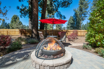 Lake House FIRE PIT! HOT TUB! CLOSE to SLOPES, LAKE & Village within 1 mile., , on Big Bear Lake in California - Lakehouse Vacation Rental - Lake Home for rent on LakeHouseVacations.com