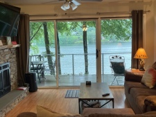  Ad# 12253 lake house for rent on LakeHouseVacations.com, lakehouse, lake home rental, lakehome for rent, vacation, holiday, lodging, lake