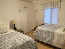  Ad# 12253 lake house for rent on LakeHouseVacations.com, lakehouse, lake home rental, lakehome for rent, vacation, holiday, lodging, lake