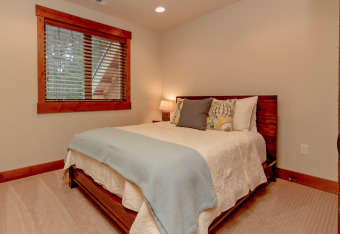 Lake House Up to 33% Off! Private Suncadia Retreat! Great Value WiFi Gas Fire Pit, , on Lake Cle Elum in Washington - Lakehouse Vacation Rental - Lake Home for rent on LakeHouseVacations.com