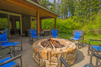 Lake House Up to 33% Off! Private Suncadia Retreat! Great Value WiFi Gas Fire Pit, , on Lake Cle Elum in Washington - Lakehouse Vacation Rental - Lake Home for rent on LakeHouseVacations.com