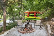 Lake House Lakeside Lodge 6 Bdrm/3.5 Bath W/ Hot Tub And Watercraft Rentals, (6) 10’ and (2) 6’ kayaks, plus 8 adult & 4 children\'s life jackets included , on Norris Lake in Tennessee - Lakehouse Vacation Rental - Lake Home for rent on LakeHouseVacations.com