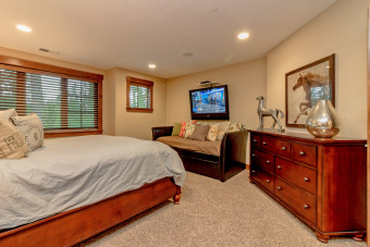 Lake House Beautiful Home in the Heart of Suncadia! Walk to Popular Activities * Hot Tub, , on Lake Cle Elum in Washington - Lakehouse Vacation Rental - Lake Home for rent on LakeHouseVacations.com