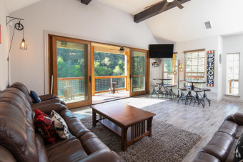 Lake House River Road Guadalupe Riverfront!! Spacious, newly built! Great views!!, , on Guadalupe River - Comal County in Texas - Lakehouse Vacation Rental - Lake Home for rent on LakeHouseVacations.com