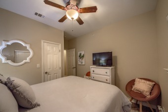 Lake House Upscale Guadalupe Riverfront! Gated, pool, direct river access!, , on Guadalupe River - Comal County in Texas - Lakehouse Vacation Rental - Lake Home for rent on LakeHouseVacations.com