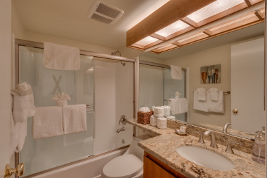 Lake House Mid-Week Specials!, , on Lake Tahoe - North in California - Lakehouse Vacation Rental - Lake Home for rent on LakeHouseVacations.com