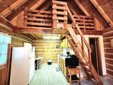  Ad# 1324 lake house for rent on LakeHouseVacations.com, lakehouse, lake home rental, lakehome for rent, vacation, holiday, lodging, lake