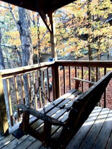  Ad# 1324 lake house for rent on LakeHouseVacations.com, lakehouse, lake home rental, lakehome for rent, vacation, holiday, lodging, lake