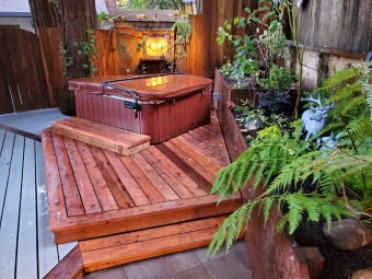Lake House GuernevilleCottage-Relax,Rejuvenate,Rekindle in Redwoods-FrTble,HtTb,WiFi,Pup, , on Russian River in California - Lakehouse Vacation Rental - Lake Home for rent on LakeHouseVacations.com