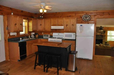  Ad# 13447 lake house for rent on LakeHouseVacations.com, lakehouse, lake home rental, lakehome for rent, vacation, holiday, lodging, lake