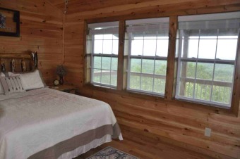 Lake House Spectacular Mountain Views w great Sunsets,Secluded,Dog Friendly,HT , , on Nottely River in North Carolina - Lakehouse Vacation Rental - Lake Home for rent on LakeHouseVacations.com
