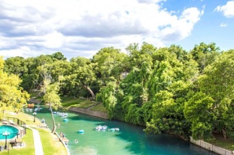Lake House Inverness 216 right on the Comal River! Schlitterbahn!! Pool & river access!, , on Guadalupe River - New Braunfels in Texas - Lakehouse Vacation Rental - Lake Home for rent on LakeHouseVacations.com