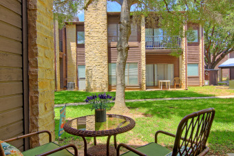 Lake House Camp Warnecke On The Comal River, Across The Street From Schlitterbahn!!, , on Guadalupe River - New Braunfels in Texas - Lakehouse Vacation Rental - Lake Home for rent on LakeHouseVacations.com