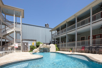 Lake House Upscale,historic, Guadalupe riverfront in Gruene! Pool! Walk to Gruene Hall!, , on Guadalupe River - Comal County in Texas - Lakehouse Vacation Rental - Lake Home for rent on LakeHouseVacations.com