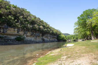 Lake House Upscale Guadalupe Riverfront with a pool and direct river access!!, , on Guadalupe River - Comal County in Texas - Lakehouse Vacation Rental - Lake Home for rent on LakeHouseVacations.com