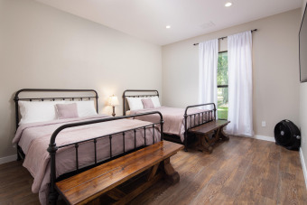 Lake House Luxury on the Guadalupe River! Across from Whitewater on the horseshoe!!, , on Guadalupe River - Comal County in Texas - Lakehouse Vacation Rental - Lake Home for rent on LakeHouseVacations.com