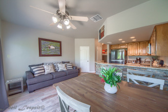 Lake House Newly updated 11 condo on the Guadalupe River!, , on Guadalupe River - New Braunfels in Texas - Lakehouse Vacation Rental - Lake Home for rent on LakeHouseVacations.com