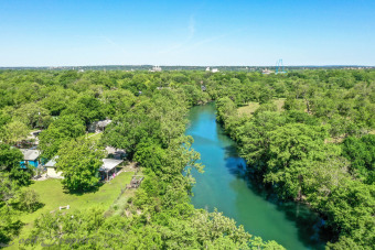 Lake House Newly updated 11 condo on the Guadalupe River!, , on Guadalupe River - New Braunfels in Texas - Lakehouse Vacation Rental - Lake Home for rent on LakeHouseVacations.com