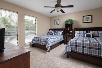 Lake House Fabulous 22 condo with tennis court access and pool! Large deck, sleeps 8!!, , on Guadalupe River - New Braunfels in Texas - Lakehouse Vacation Rental - Lake Home for rent on LakeHouseVacations.com