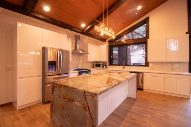 Lake House Incredible New Lodge walking distance to Snow Summit! Spa!, , on Big Bear Lake in California - Lakehouse Vacation Rental - Lake Home for rent on LakeHouseVacations.com