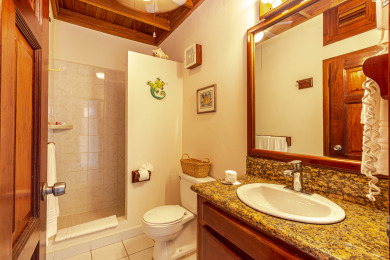 Lake House San Pedro's Hidden Treasure. Walk to Town. Beach, Pool, 18+, , on name in Belize District - Lakehouse Vacation Rental - Lake Home for rent on LakeHouseVacations.com