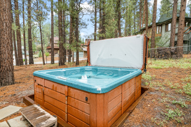 Lake House HOT TUB! Close to SLOPES in Fox Farm! Great Location!, , on Big Bear Lake in California - Lakehouse Vacation Rental - Lake Home for rent on LakeHouseVacations.com