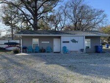 Lake House Netterville Landing - The Blue Hole, , on Lake Bruin in Louisiana - Lakehouse Vacation Rental - Lake Home for rent on LakeHouseVacations.com