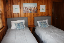 Lake House Oak Hill Oasis, BEDROOM 4 - FUTON -MAKES A FULL, on Kerr Lake / Buggs Island in Virginia - Lakehouse Vacation Rental - Lake Home for rent on LakeHouseVacations.com