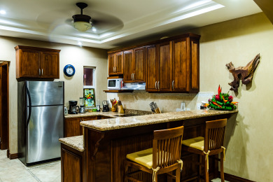  Ad# 14566 lake house for rent on LakeHouseVacations.com, lakehouse, lake home rental, lakehome for rent, vacation, holiday, lodging, lake