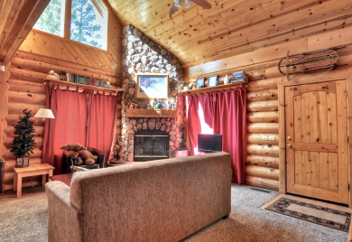 Lake House Pine Lodge at Snow Summit. Spa and Pool Table!, , on Big Bear Lake in California - Lakehouse Vacation Rental - Lake Home for rent on LakeHouseVacations.com