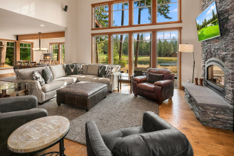 Lake House Fantastic Big Home Value! Water Views Hot Tub Game Room Pet Friendly!, , on Lake Cle Elum in Washington - Lakehouse Vacation Rental - Lake Home for rent on LakeHouseVacations.com
