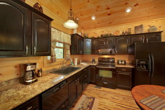  Ad# 15715 lake house for rent on LakeHouseVacations.com, lakehouse, lake home rental, lakehome for rent, vacation, holiday, lodging, lake