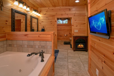 Lake House Ultra Luxury 1 Bedroom Cabin with Amazing Views, , on Webb Creek - Sevier County in Tennessee - Lakehouse Vacation Rental - Lake Home for rent on LakeHouseVacations.com