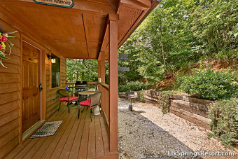 Lake House Cozy 2 Bedroom with Beautiful Mountain Views, full of amenities, , on Webb Creek - Sevier County in Tennessee - Lakehouse Vacation Rental - Lake Home for rent on LakeHouseVacations.com