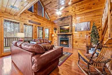 Lake House Luxury 2 bedroom cabin in beautiful resort setting with 2 suites, , on Powdermilk Creek - Gatlinburg in Tennessee - Lakehouse Vacation Rental - Lake Home for rent on LakeHouseVacations.com