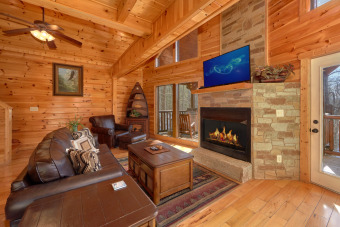 Lake House Romantic 2 bedroom with 2 master suites and 2 baths., , on Powdermilk Creek - Gatlinburg in Tennessee - Lakehouse Vacation Rental - Lake Home for rent on LakeHouseVacations.com