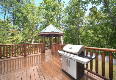 Lake House Enjoy 2 Private Gazebos, pool table, jacuzzi tub and 2 bathrooms in this sign, , on Powdermilk Creek - Gatlinburg in Tennessee - Lakehouse Vacation Rental - Lake Home for rent on LakeHouseVacations.com