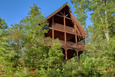 Lake House 3 King Suites, Home Theater with 8 Foot Screen and Standup Arcade Game, , on Powdermilk Creek - Gatlinburg in Tennessee - Lakehouse Vacation Rental - Lake Home for rent on LakeHouseVacations.com