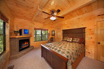 Lake House 5 bedroom Luxury Cabin with Home Theater Room, Pool Table and Air Hockey, , on Powdermilk Creek - Gatlinburg in Tennessee - Lakehouse Vacation Rental - Lake Home for rent on LakeHouseVacations.com