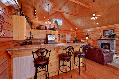  Ad# 15812 lake house for rent on LakeHouseVacations.com, lakehouse, lake home rental, lakehome for rent, vacation, holiday, lodging, lake