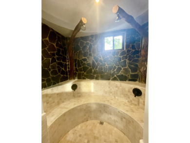  Ad# 15870 lake house for rent on LakeHouseVacations.com, lakehouse, lake home rental, lakehome for rent, vacation, holiday, lodging, lake